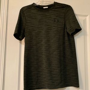 Underarmour dry fit shirt
